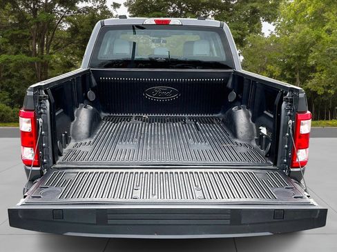 Used 2022 Ford F150 XL w/ Trailer Tow Package image 7