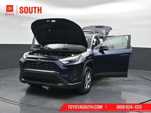 Used 2025 Toyota RAV4 XLE w/ Convenience Package AWD/4WD image 59
