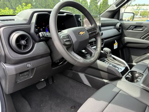 New 2026 Chevrolet Colorado W/T w/ WT Custom Package AWD/4WD image 21