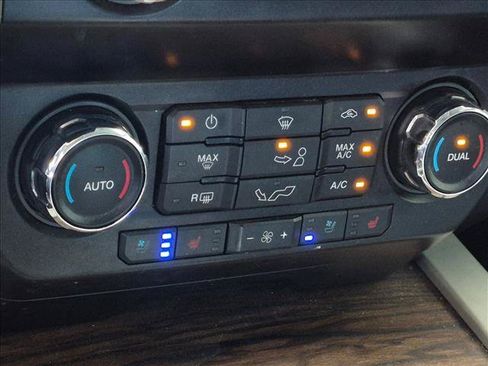 Used 2020 Ford F150 Lariat RWD image 14