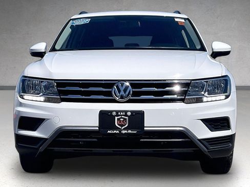 Used 2018 Volkswagen Tiguan S w/ 3rd Row Seat Package AWD/4WD image 3