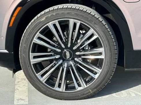 New 2026 Cadillac Vistiq Premium Luxury w/ LPO, Floor Liner Package image 23