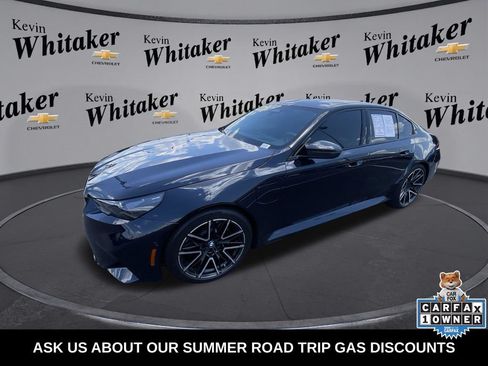 Used 2026 BMW M5 w/ Carbon Package AWD/4WD image 5