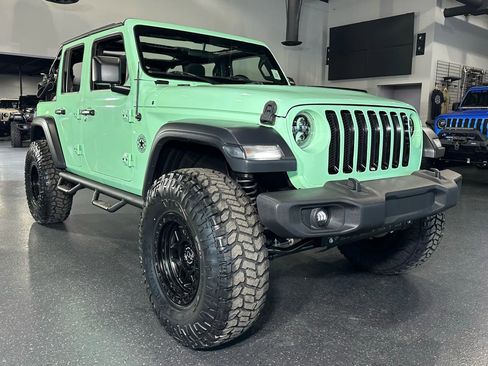 Used 2021 Jeep Wrangler Unlimited Sport image 13