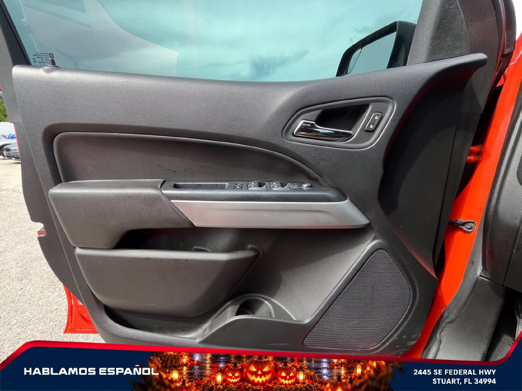 Used 2021 Chevrolet Colorado LT w/ Safety Package RWD image 23