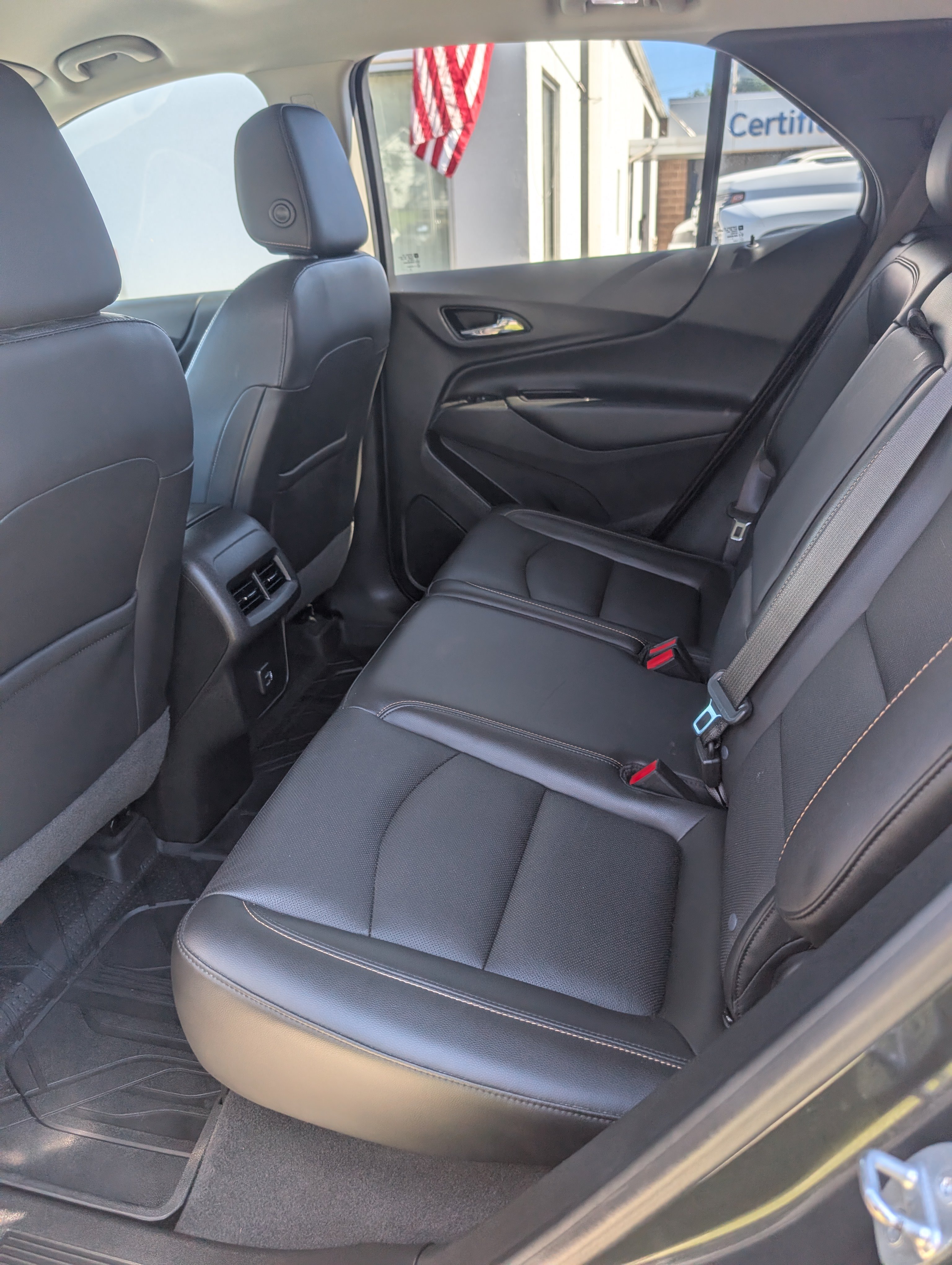 Used 2020 Chevrolet Equinox LT w/ Sport Edition AWD/4WD image 10