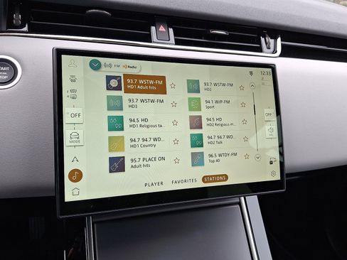 Certified 2026 Land Rover Range Rover Evoque S image 8