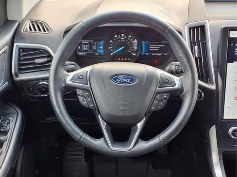 Used 2024 Ford Edge SEL w/ Sport Appearance Package AWD/4WD image 29