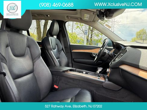 Used 2021 Volvo XC90 T6 Momentum w/ Advanced Package AWD/4WD image 22