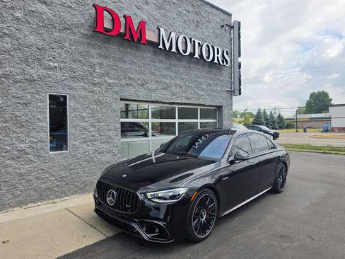 Used 2025 Mercedes-Benz S 63 AMG S image 23