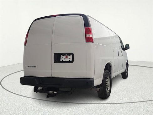 Used 2021 Chevrolet Express 2500 w/ Driver Convenience Package image 7