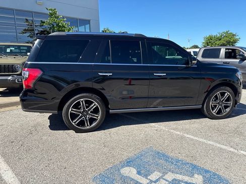 Used 2021 Ford Expedition Limited AWD/4WD image 29
