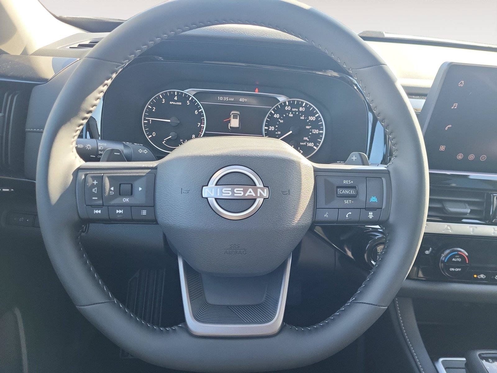 Used 2026 Nissan Pathfinder SV AWD/4WD image 16