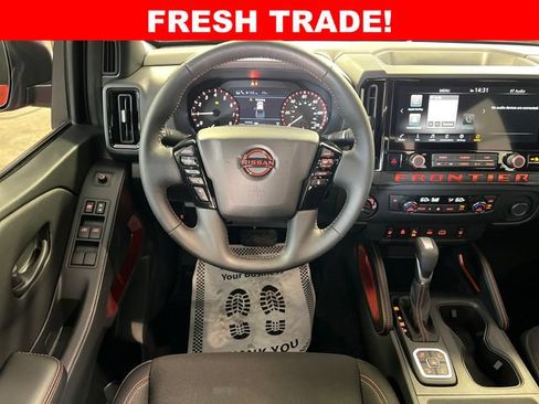 Used 2026 Nissan Frontier PRO-4X w/ Tow Package AWD/4WD image 13