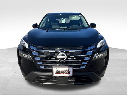 New 2026 Nissan Rogue SV w/ Cold Weather Package AWD/4WD image 9