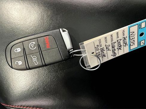 Used 2025 Dodge Durango R/T image 35