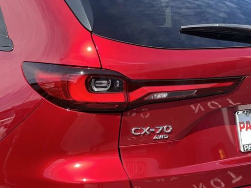 Certified 2025 MAZDA CX-70 Plug-In Hybrid w/ Premium Plus AWD/4WD image 10