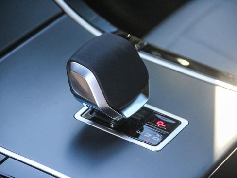 New 2026 Land Rover Range Rover Evoque S image 19