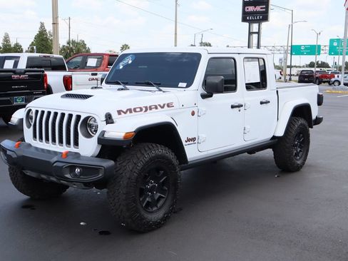 Used 2020 Jeep Gladiator Mojave AWD/4WD image 5