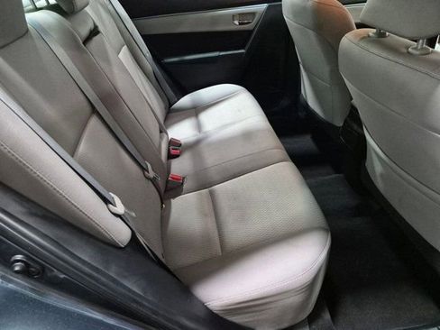 Used 2015 Toyota Corolla LE FWD image 17