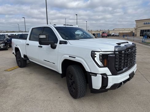 Used 2024 GMC Sierra 2500 Denali Ultimate image 19