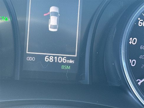 Used 2020 Toyota Camry SE image 27