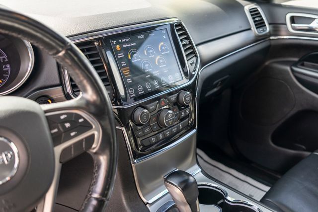 Used 2021 Jeep Grand Cherokee Limited AWD/4WD image 25