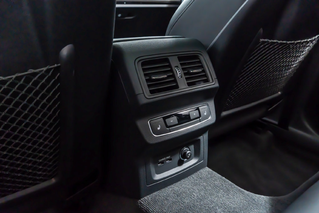 Used 2024 Audi SQ5 Prestige w/ Prestige Package AWD/4WD image 30