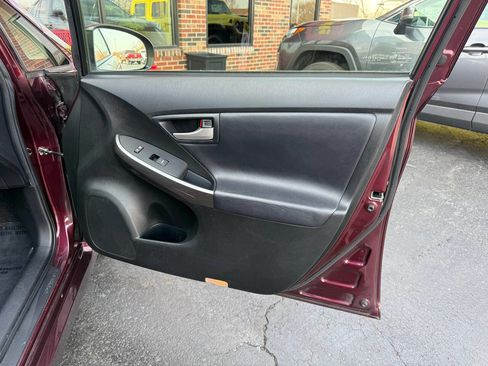 Used 2013 Toyota Prius Persona Series image 22
