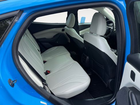 Used 2022 Ford Mustang Mach-E Premium RWD image 18