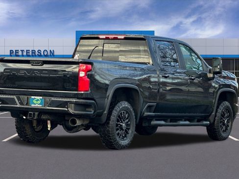 Certified 2022 Chevrolet Silverado 3500 LTZ w/ LTZ Plus Package image 4