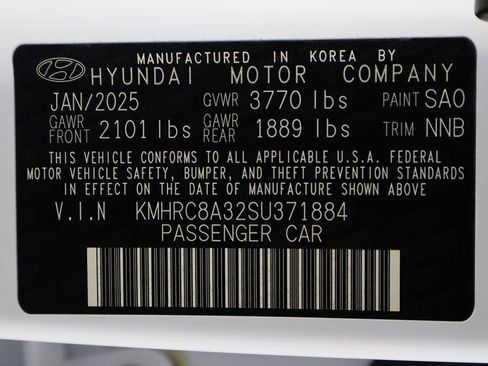 Certified 2025 Hyundai Venue Limited image 39