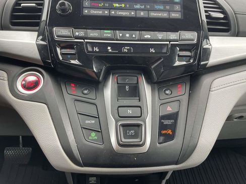 Used 2018 Honda Odyssey EX-L image 29