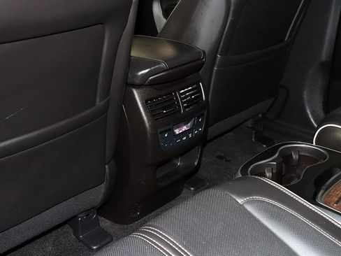 Used 2017 Acura MDX SH-AWD w/ Advance Package image 16