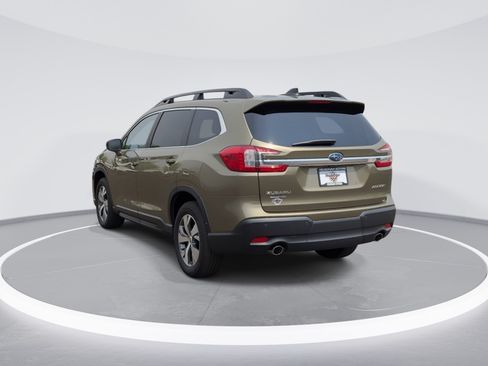 Used 2025 Subaru Ascent Premium AWD/4WD image 5