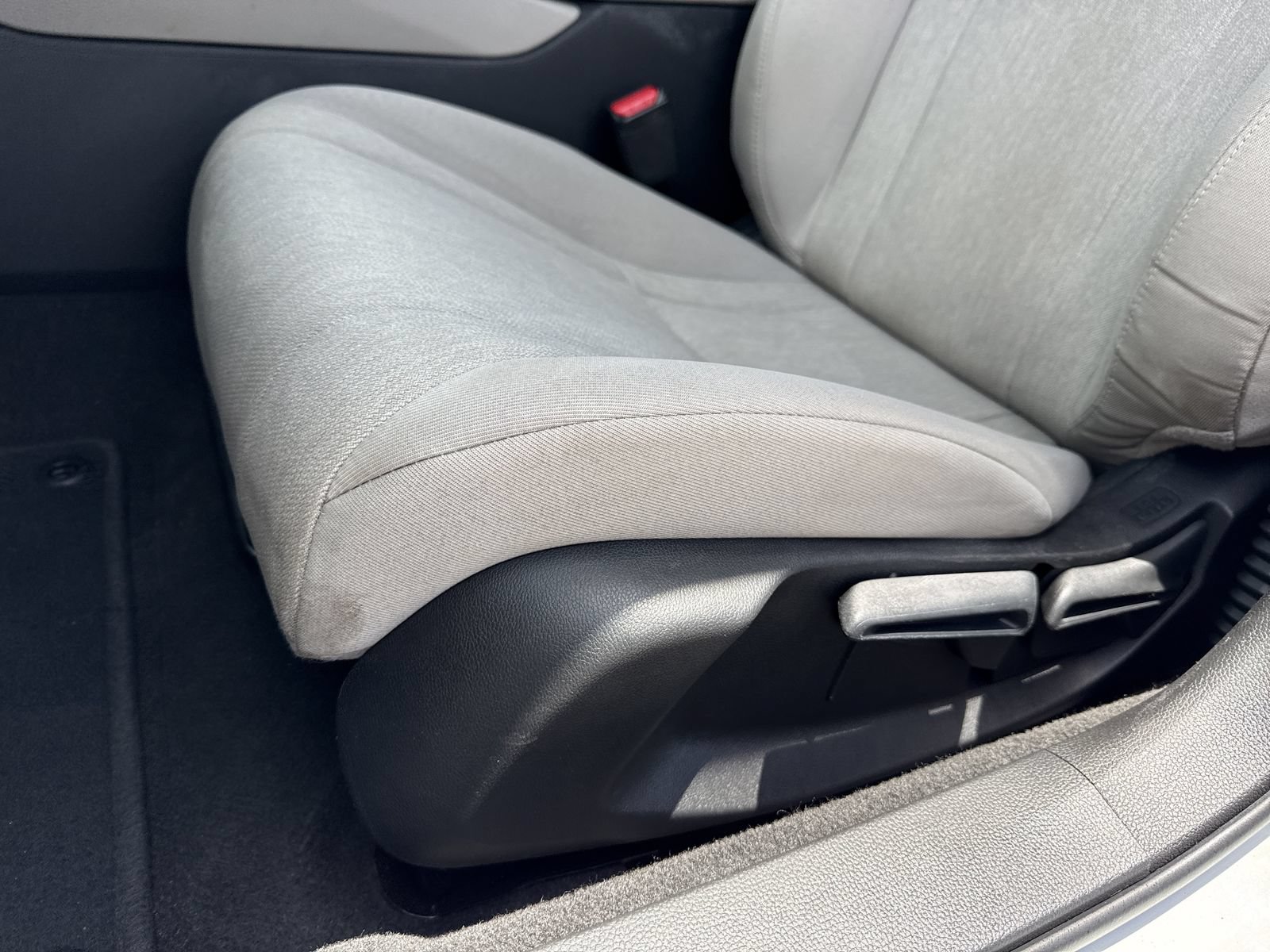 Used 2025 Honda Accord LX image 15