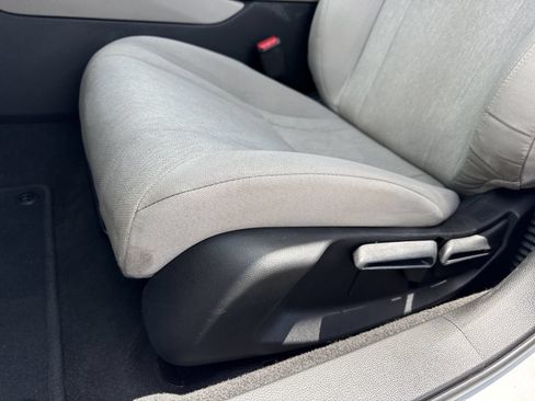 Used 2025 Honda Accord LX image 15
