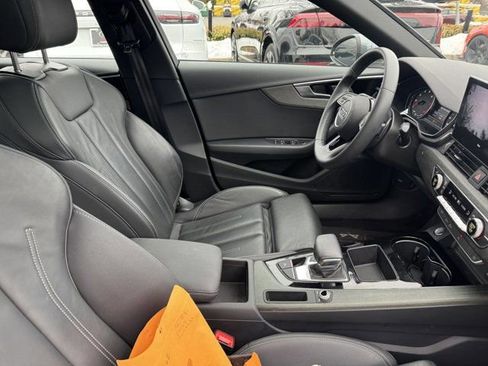 Used 2023 Audi A4 2.0T Premium w/ Convenience Package image 28