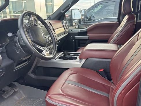 Used 2019 Ford F350 Platinum w/ Platinum Ultimate Package image 5