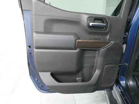 Used 2020 Chevrolet Silverado 1500 LT Trail Boss image 27