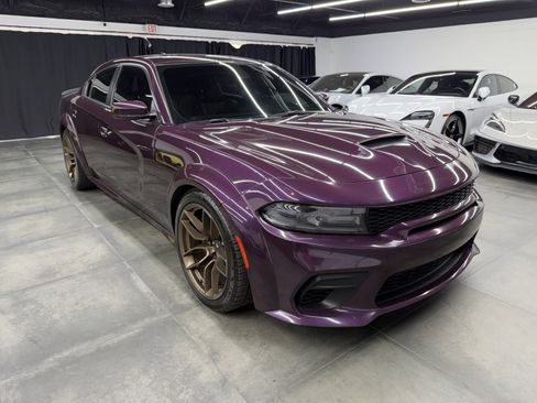 Used 2020 Dodge Charger Scat Pack image 9