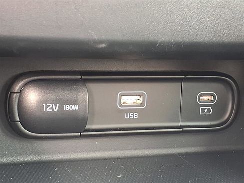 Used 2025 Kia Seltos EX w/ EX Sunroof Package image 14