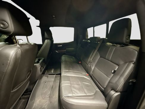 Used 2021 Chevrolet Silverado 1500 High Country w/ Technology Package image 29