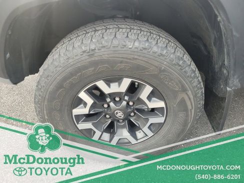 Used 2019 Toyota Tacoma SR5 image 15