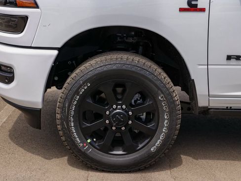 New 2027 RAM 2500 Laramie AWD/4WD image 11