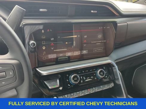 Used 2025 GMC Sierra 2500 Denali Ultimate AWD/4WD image 34