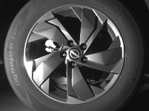 Used 2025 Nissan Rogue SV image 15