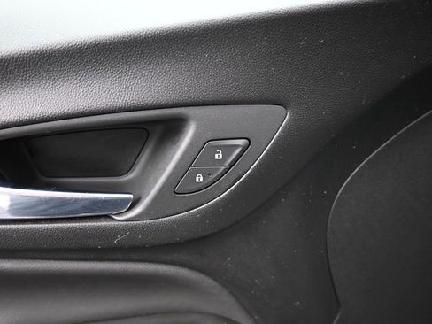 Used 2022 Chevrolet Equinox LT w/ LPO, Floor Liner Package FWD image 27
