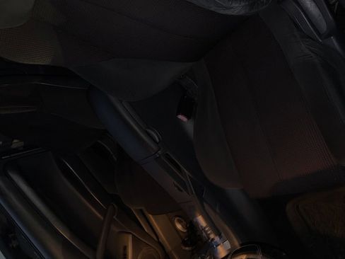 Used 2009 Mitsubishi Eclipse GS image 3