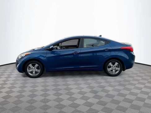 Used 2013 Hyundai Elantra GLS w/ Preferred Pkg image 7